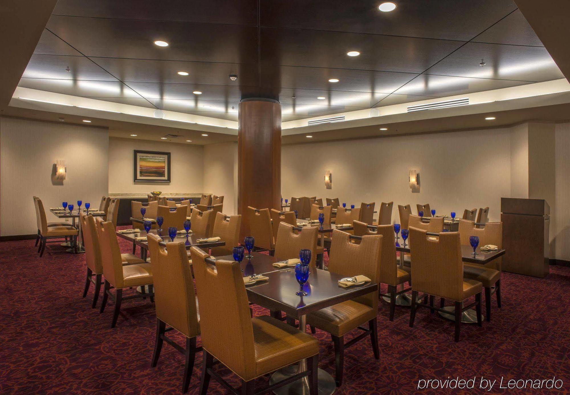 Tulsa Marriott Southern Hills Restaurant photo